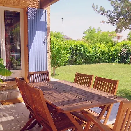 Les De Cayenne - Olivia Villa Uzes