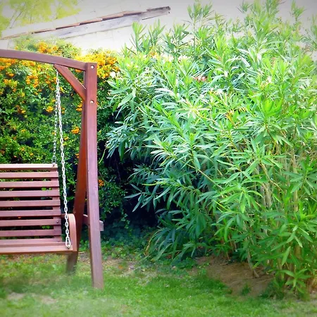 别墅 卡宴别墅 - 奥利维亚住宿加早餐旅馆 于泽斯